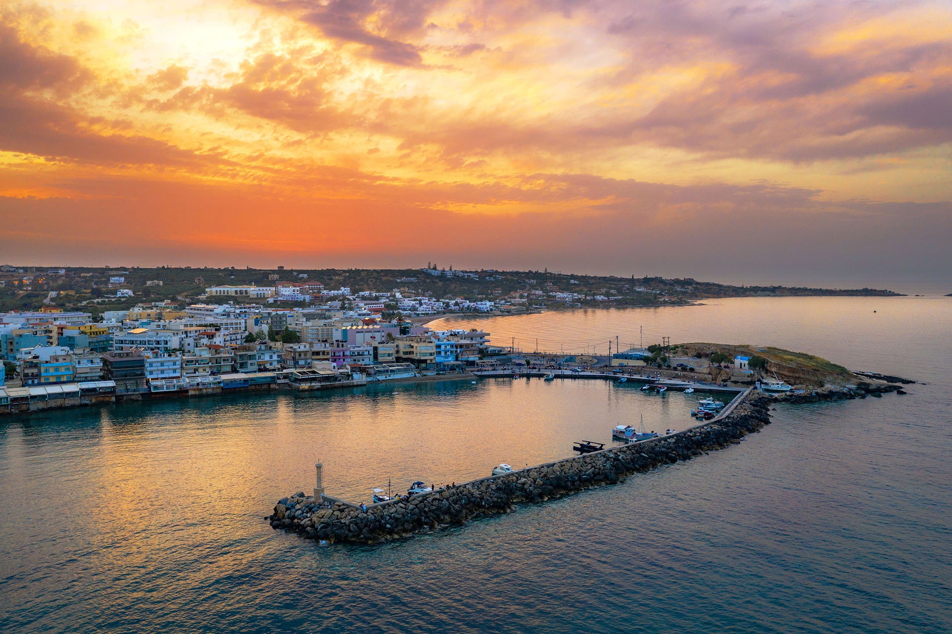 Port in the area of Herossonisos