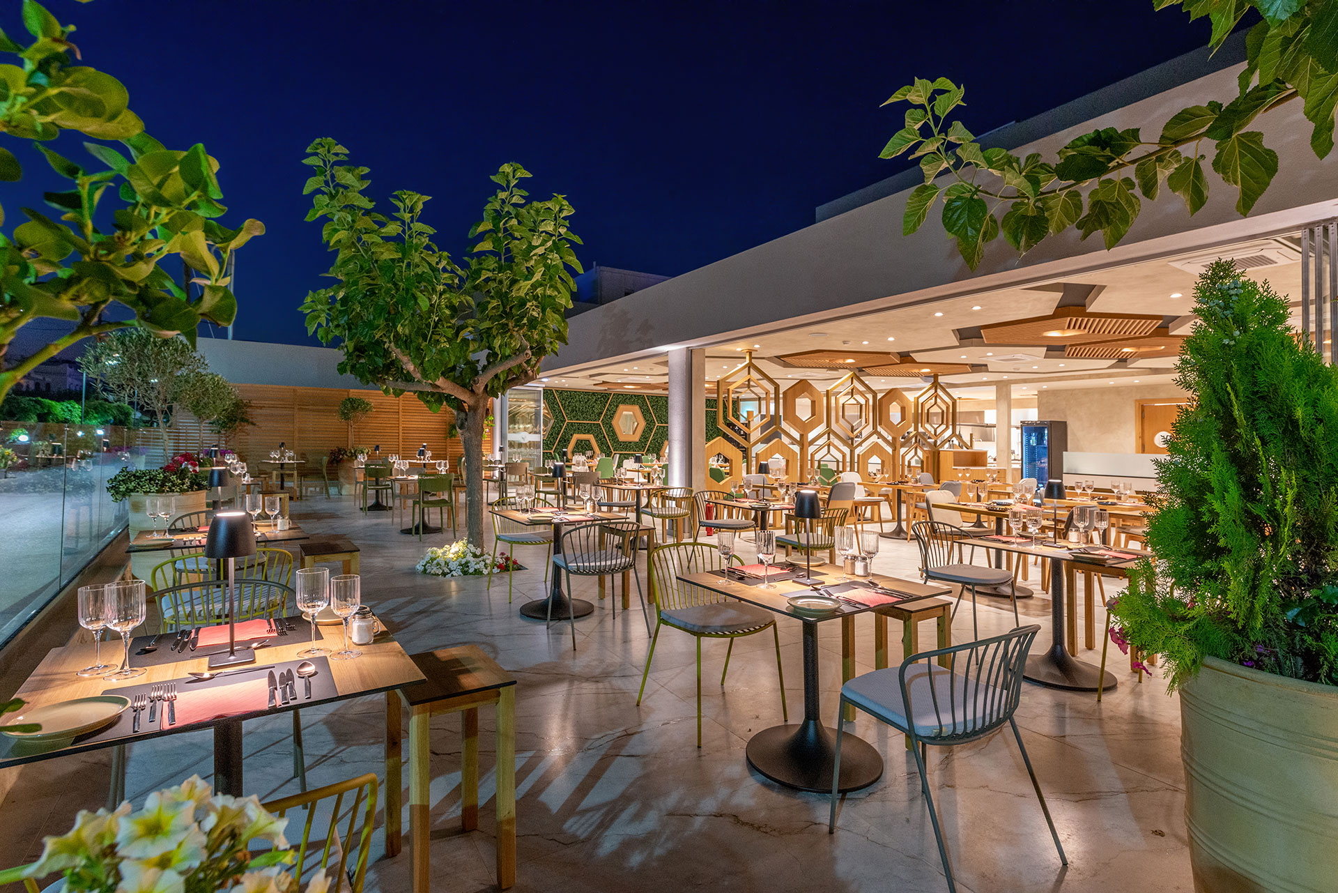 A la carte outdoor area at night