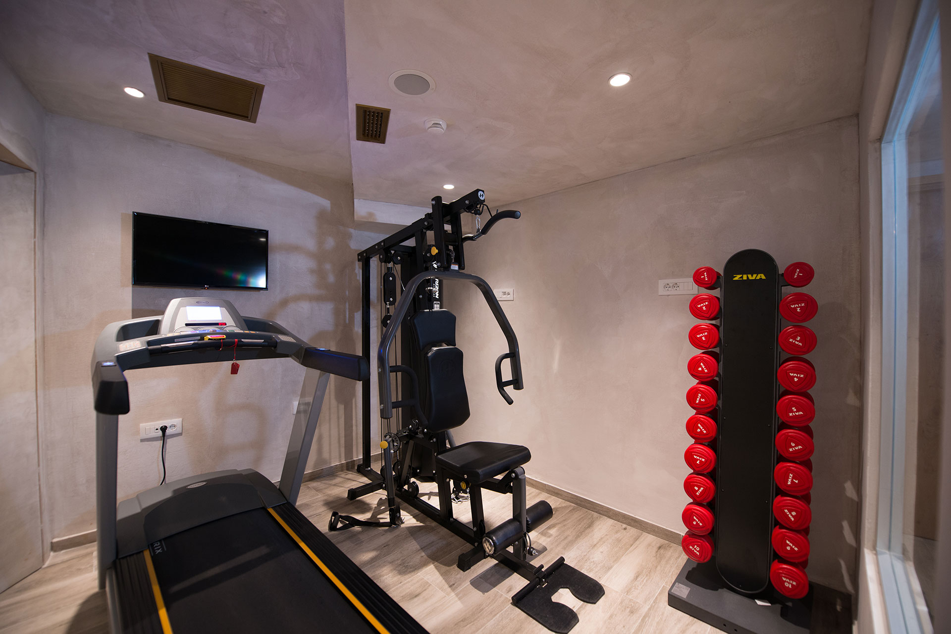 Hotel gym with machines